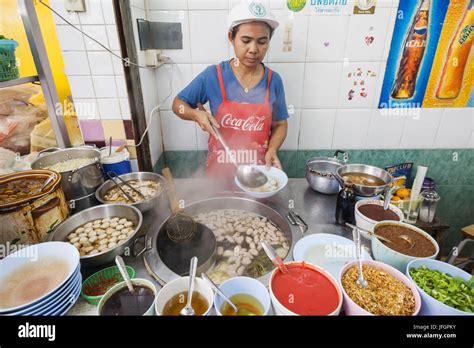 コンフォリア不動前、なぜか駅前のラーメン屋が深夜に賑わう理由